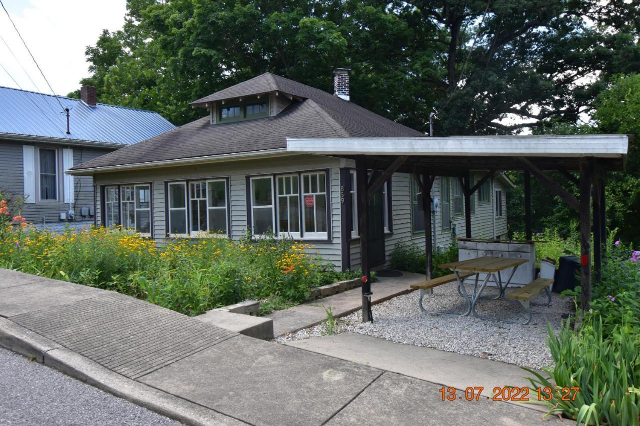 Bungalow In Bloom 弗伦奇利克 外观 照片
